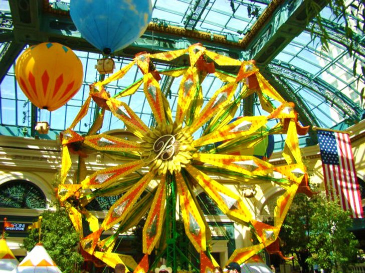 Ferris Wheel Bellagio Hotel Las Vegas