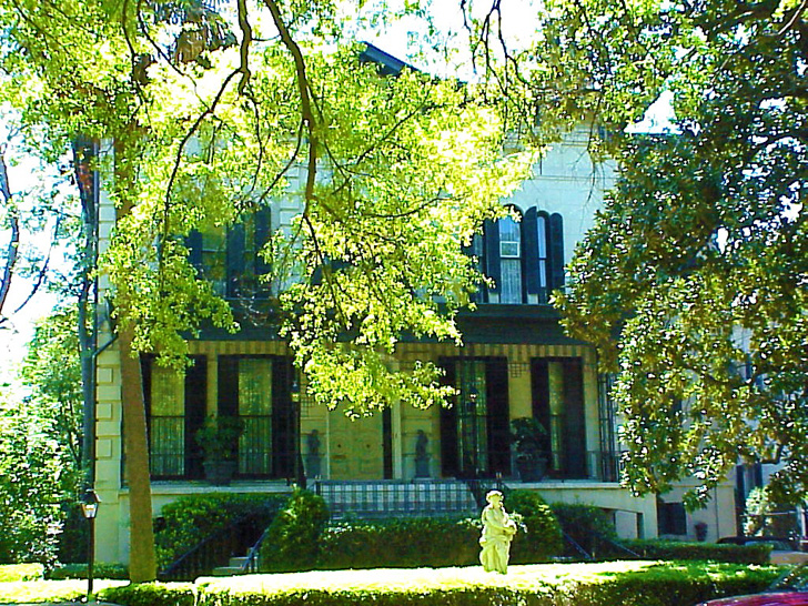 Private Home Savannah Georgia