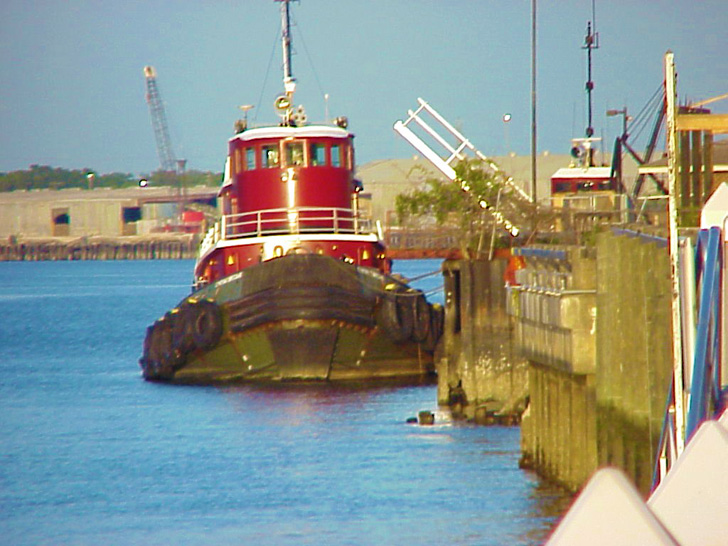 Tug Boat Savannah River Savannah Georgia